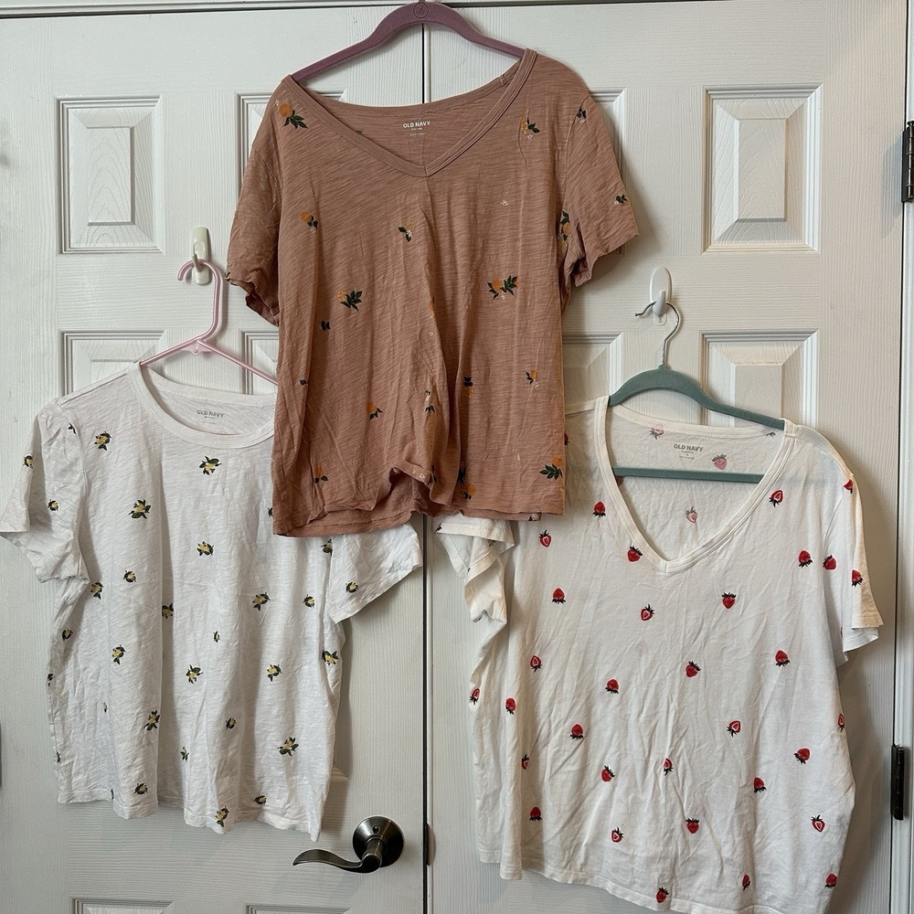 Lot Of 3 Old Navy T-shirts Strawberry Oranges Lemons Large/extra Large